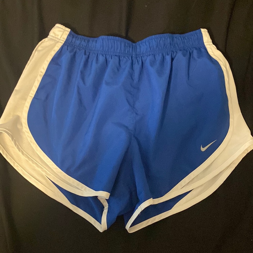 women’s nike shorts